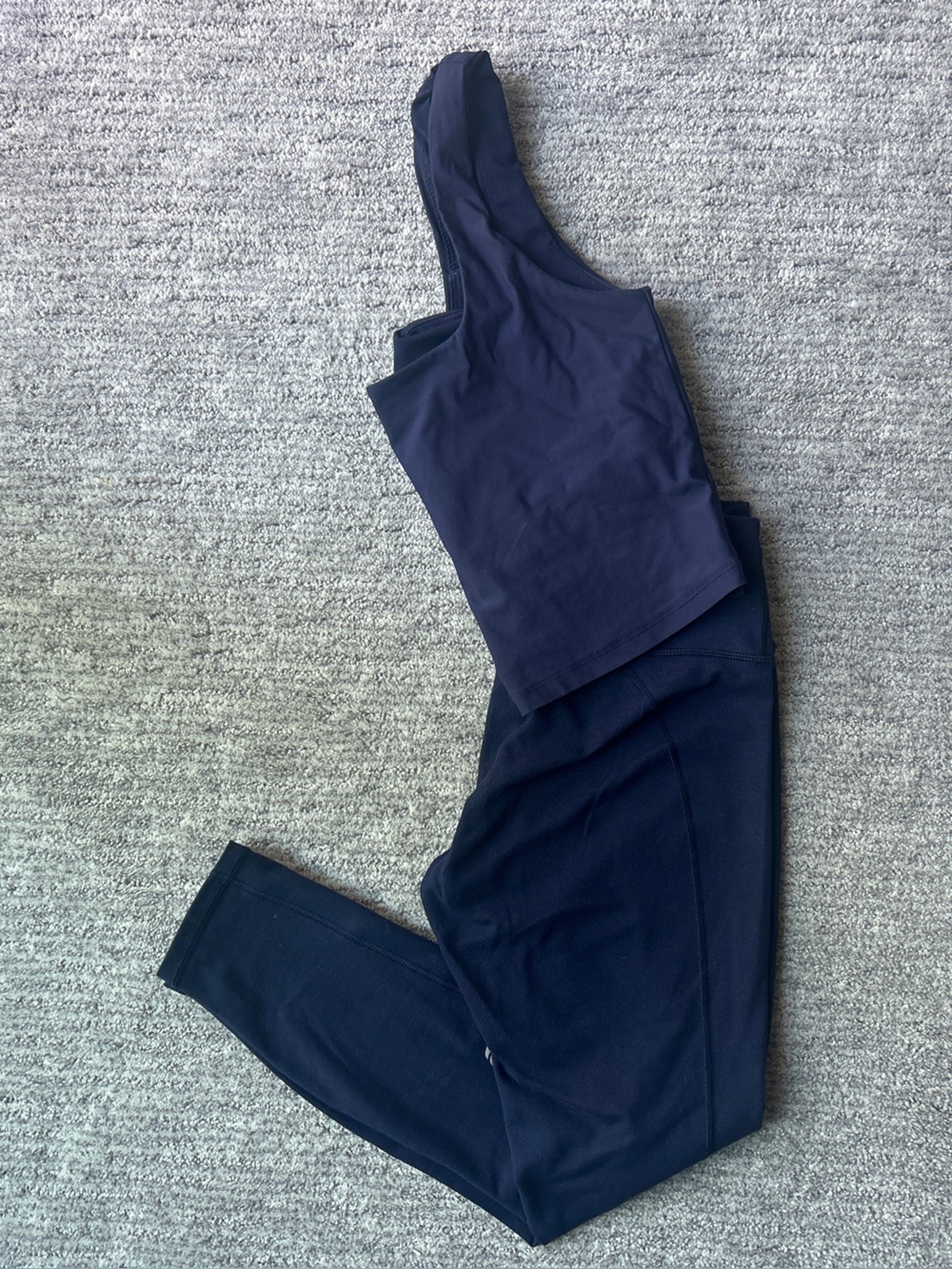 Navy Fabletics Set - Top and Leggings